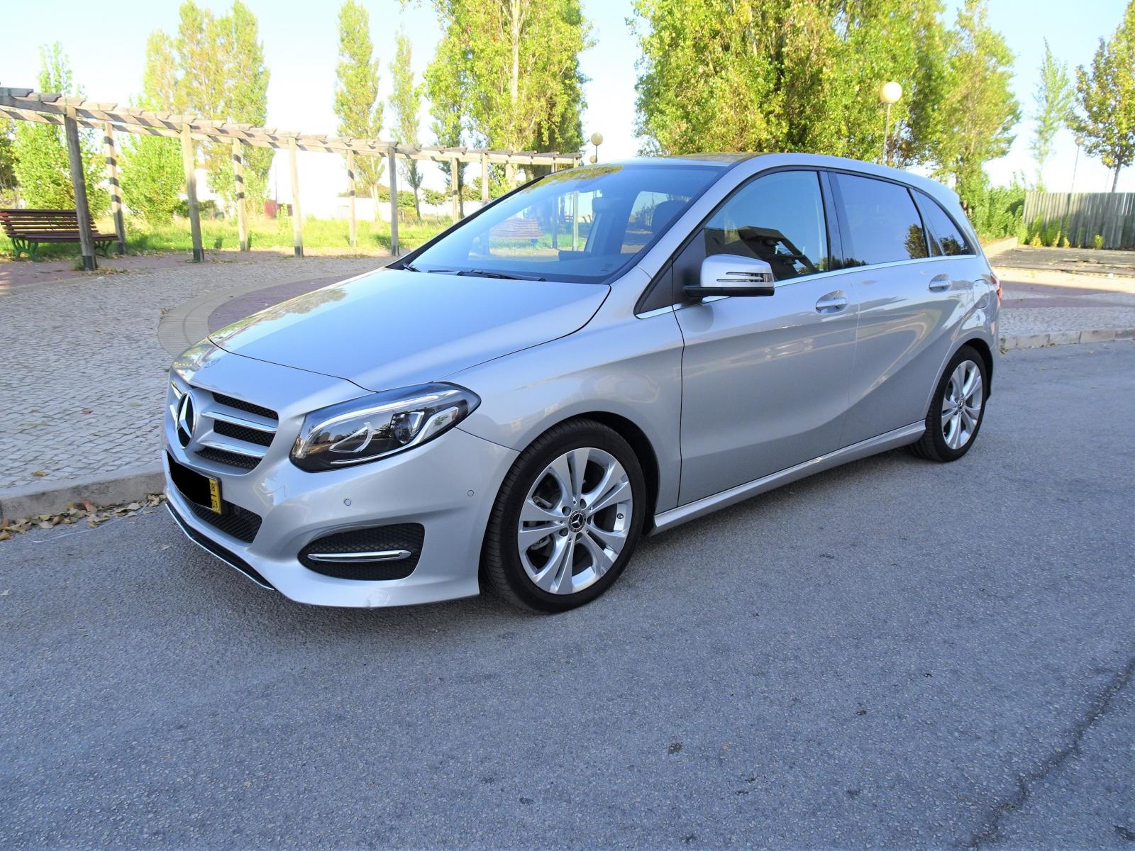 Mercedes-Benz B 180 d Sports Tourer Urban usado - 2018 - Paulo Sousa