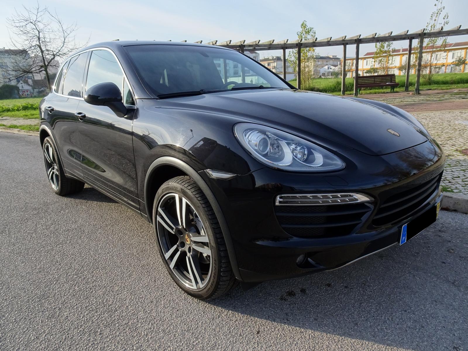 Porsche cayenne s 2012