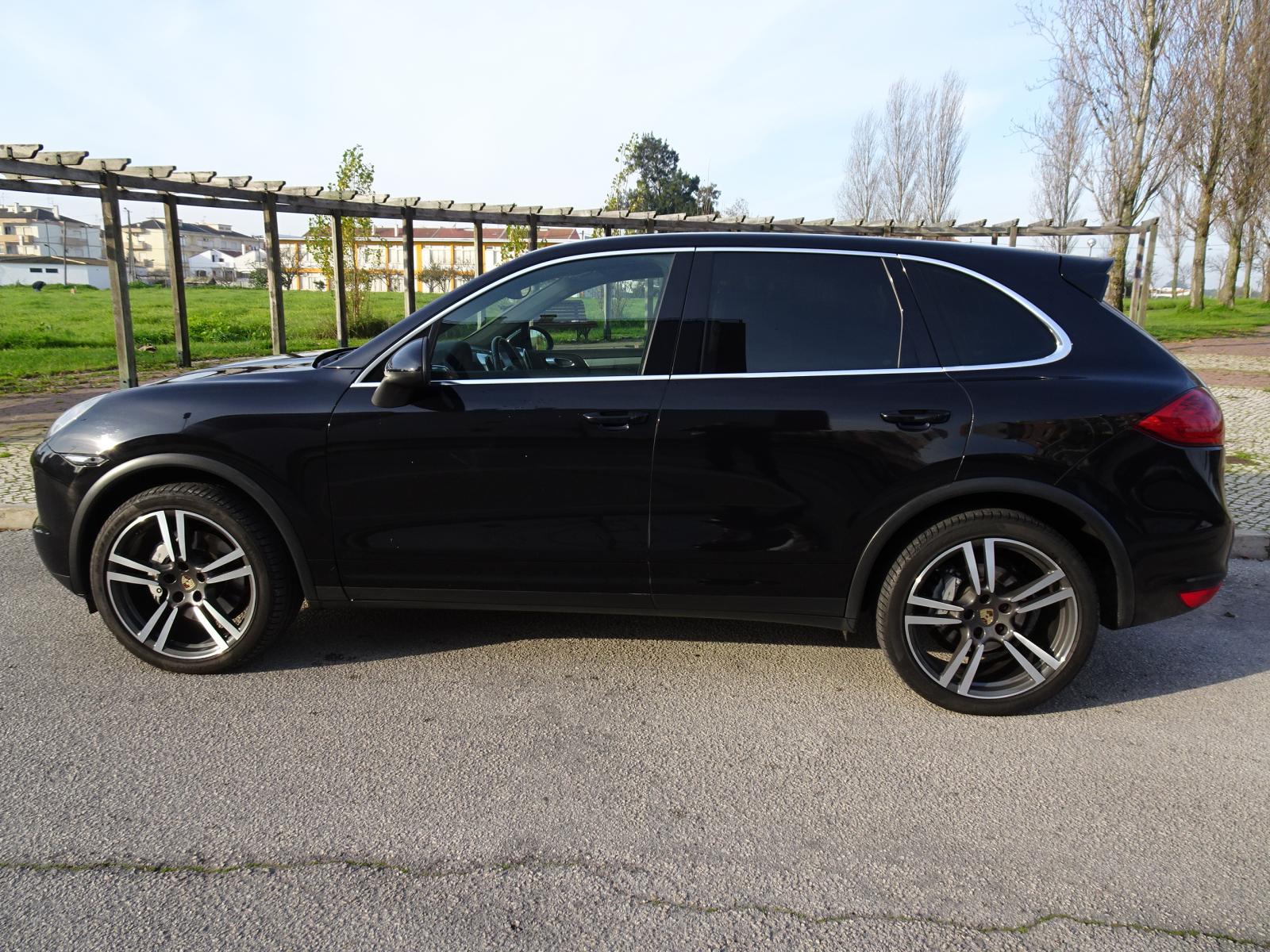 Porsche cayenne s 2012