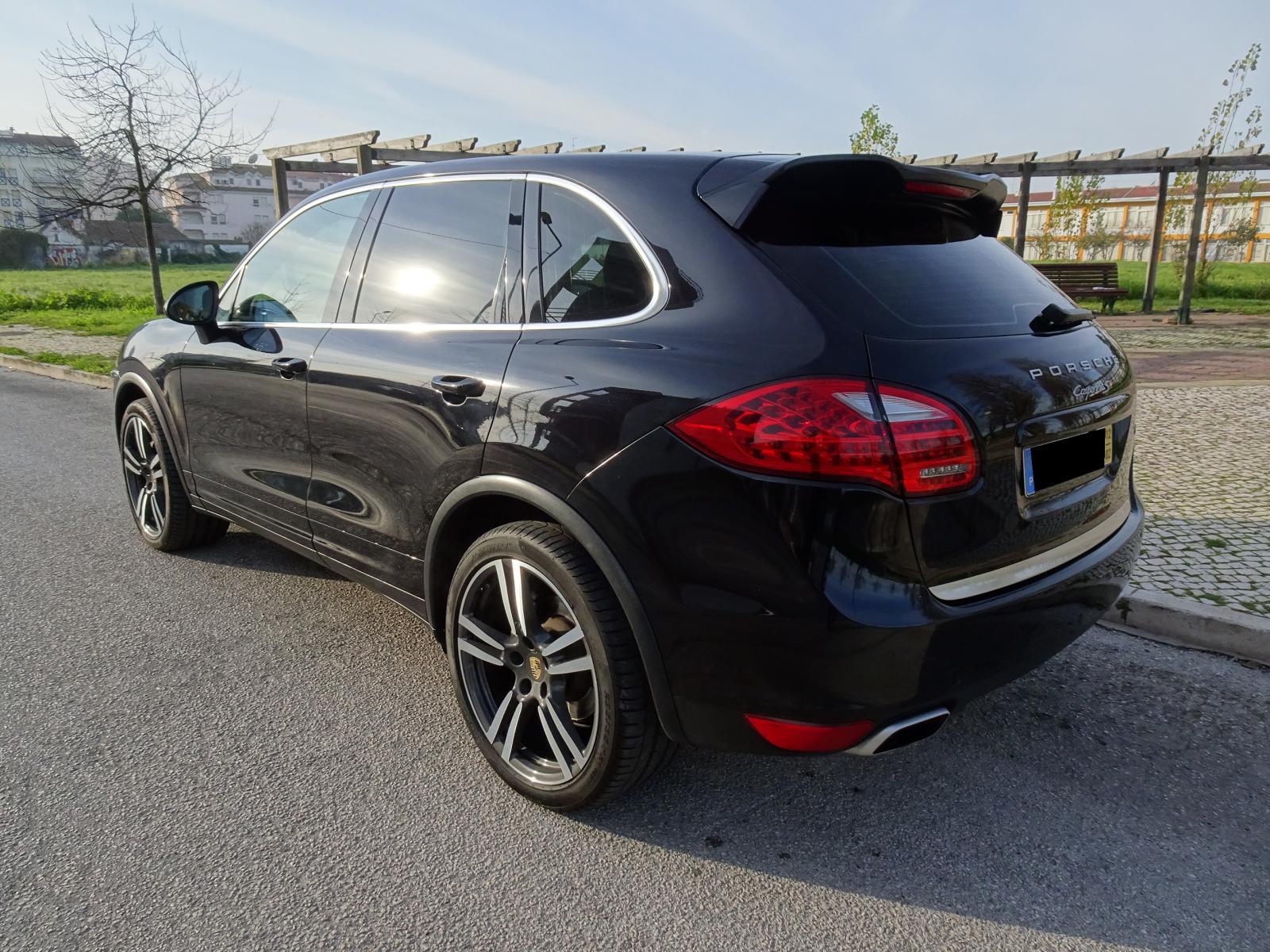 Porsche cayenne s 2012