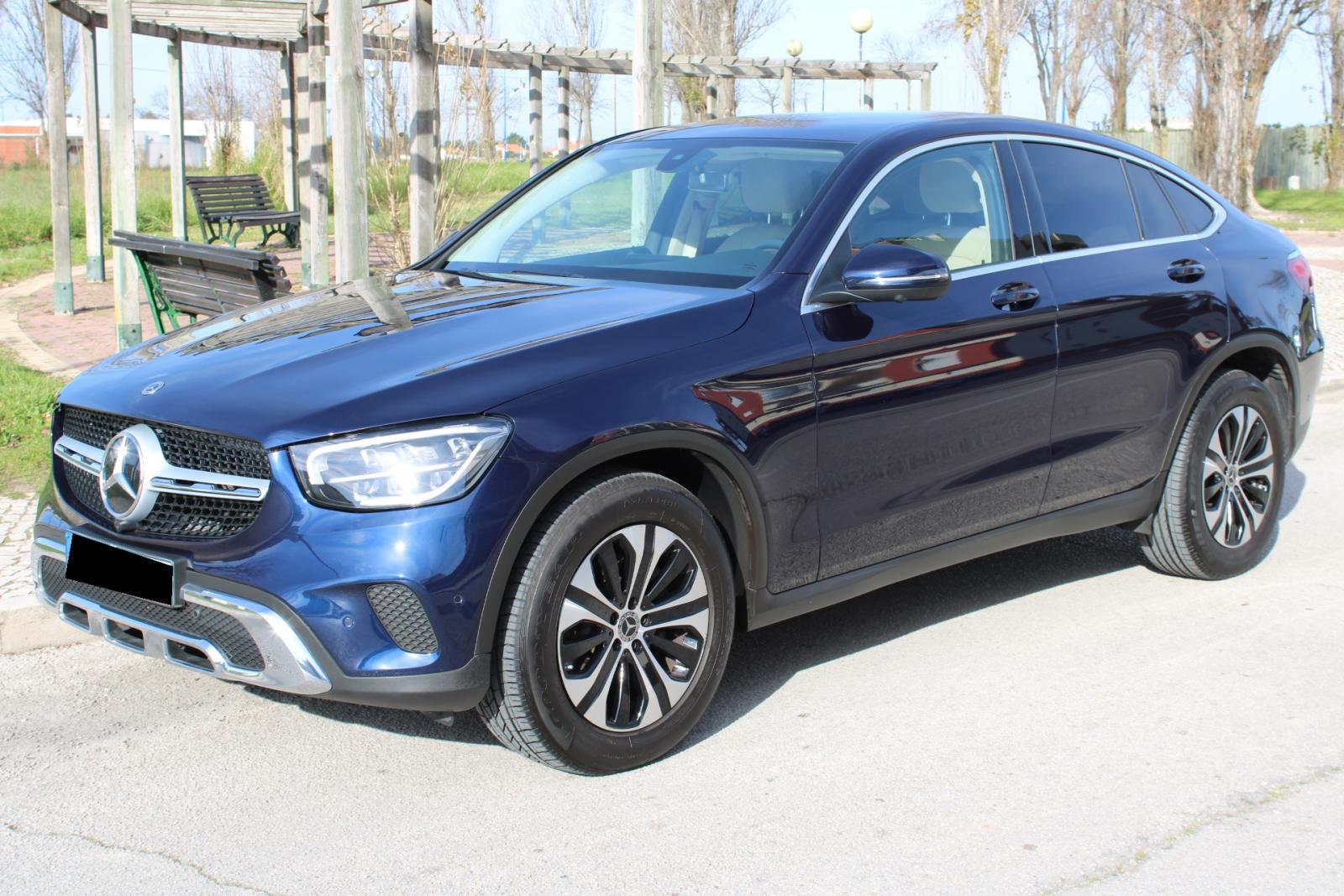 Mercedes-Benz-GLC Coupé 220 d 4MATIC